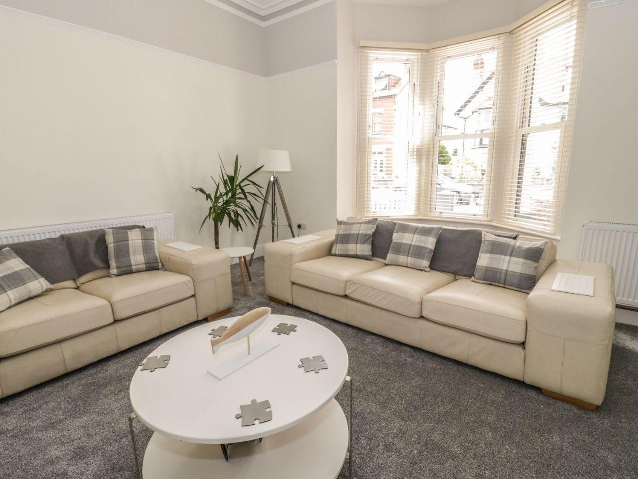 Charnwood Villa Llandudno Esterno foto